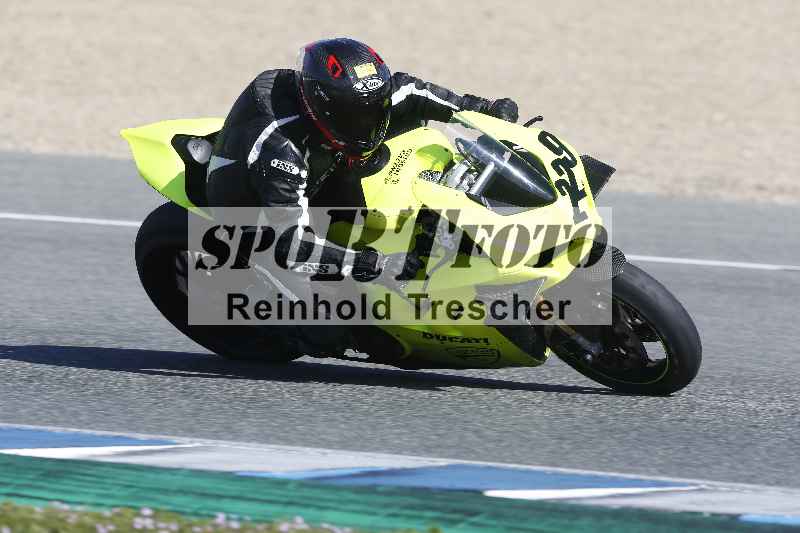 /Archiv-2024/02 29.01.-02.02.2024 Moto Center Thun Jerez/Gruppe gruen-green/229